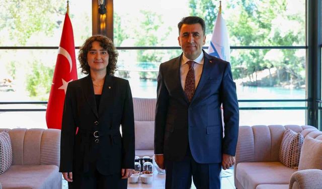 Tunceli'nin ilk kadın Vali Yardımcısı Dilara Şenoğlu göreve başladı