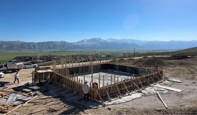 Yüksekova'da bölgede bir ilk olan gassilhane inşaatına başlandı