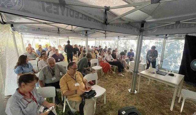 11 ülkeden 49 bilim insanı Kültepe'de
