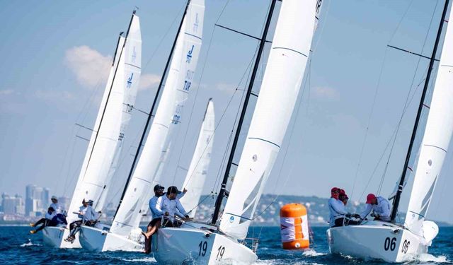 14. TAYK-Eker Olympos Regatta'da ilk günün kazananı 'Team Nautique Yachting' oldu