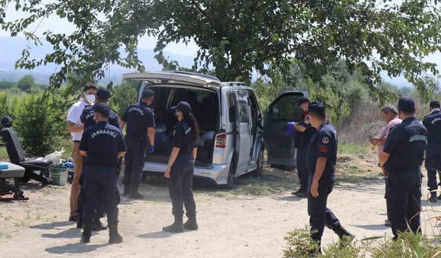 2 gündür kayıp olarak aranan adam aracında ölü bulundu
