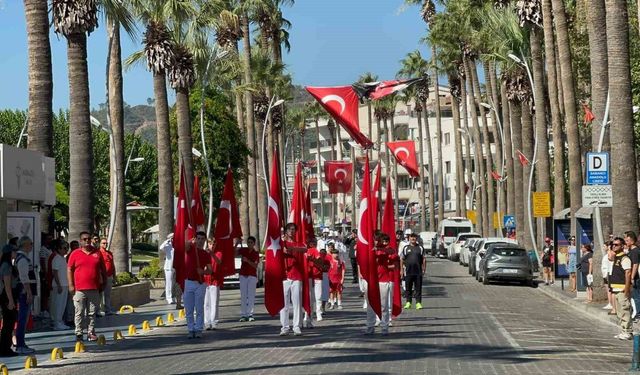 30 Ağustos Zafer coşkusu Marmaris'te törenler ile başladı