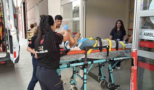 Adıyaman'da motosiklet devrildi: 2 yaralı