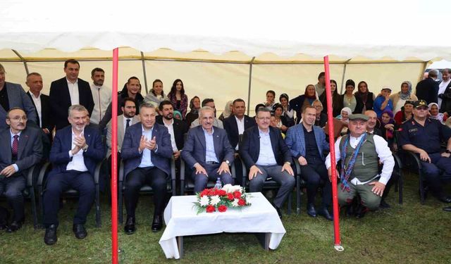 Bakan Uraloğlu: 'Honefter, birlik ve kardeşliğin bütün dünyaya mesajının verildiği yerdir'