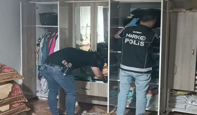 Batman'da uyuşturucu operasyonları: 5 tutuklama