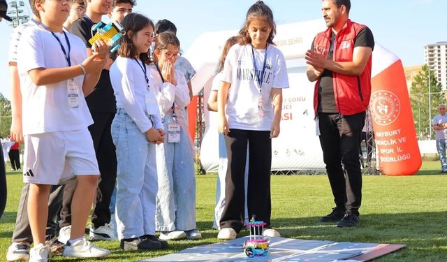 Bayburt'ta gençlik festivali ve DENEYAP kapanışı