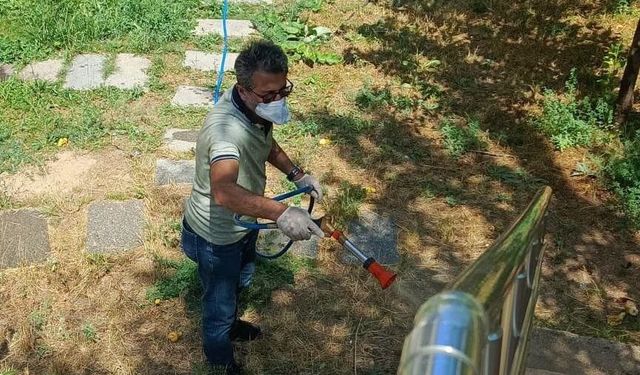 Bayburt'ta larva ilaçlaması ve temizlik çalışmaları sürüyor