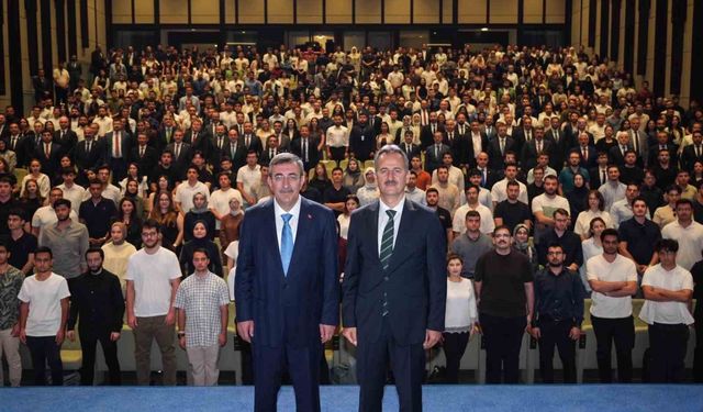Cumhurbaşkanı Yardımcısı Yılmaz: 'Savunma sanayiinde hedefimiz en kısa sürede ülkemizi ilk 10 ihracatçı ülke arasına sokmak'