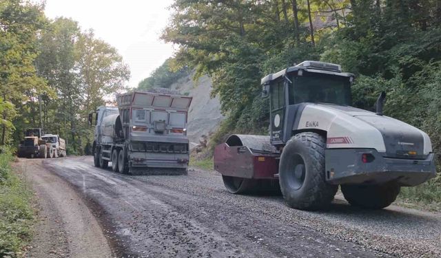 Değirmentepe'de sathi kaplama çalışması tamamlandı