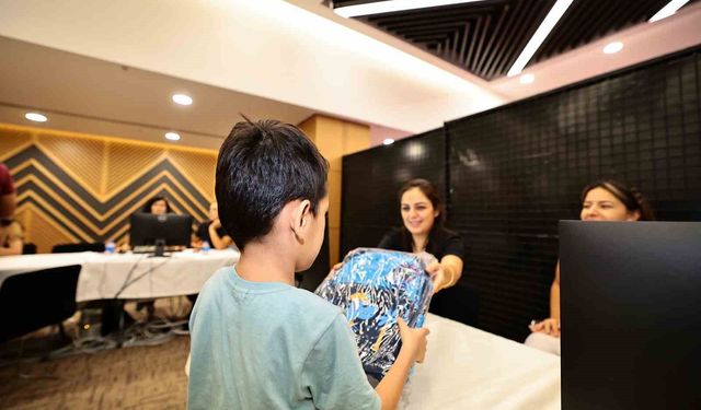 Denizli Büyükşehir'den miniklere 'Okula Merhaba' desteği