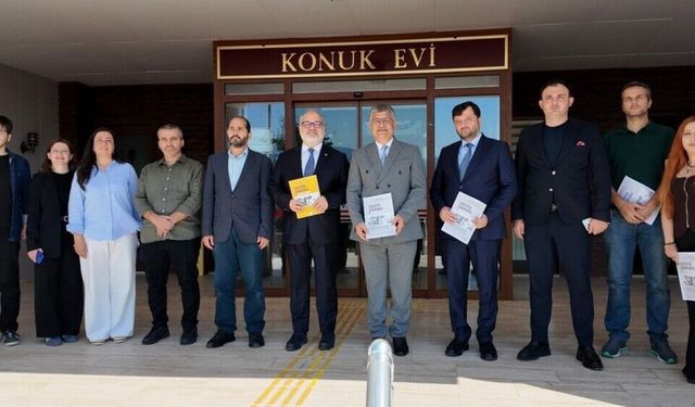 DPÜ'de 'Medyanın Toplum Üzerindeki Etkileri' raporu değerlendirildi