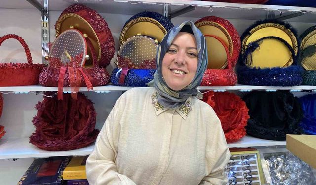 Düğün sezonu açıldı, kına eşyalarına ilgi arttı