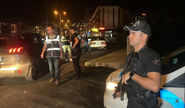 Düzce'de polis aranan 16 kişiyi yakaladı