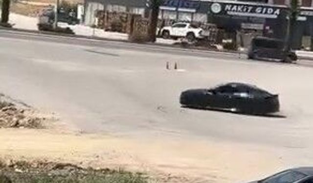 Elazığ'da lüks otomobiliyle drift yapan sürücüye 140 bin lira ceza