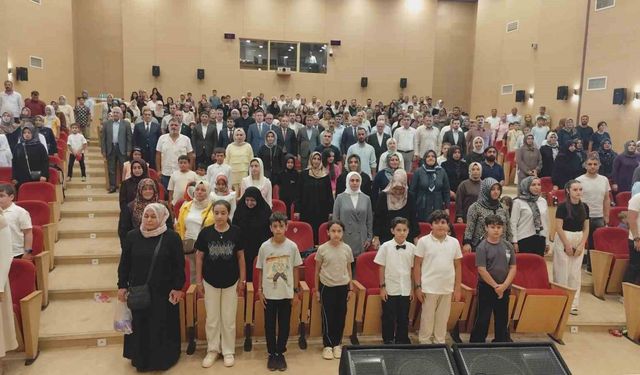 Erciş'te yaz Kur'an kursu kapanış programı düzenlendi
