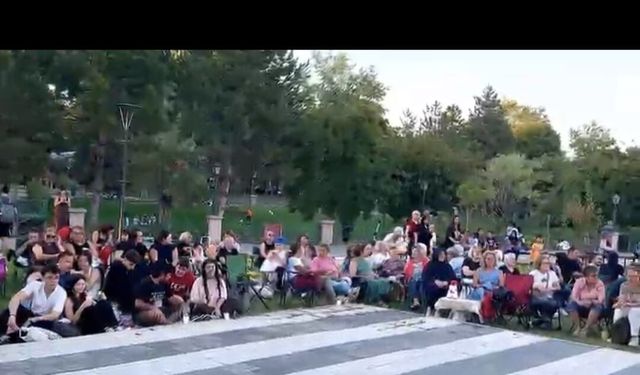 Eskişehir Kanlıkavak Parkı'nda 'sanat, kültür ve doğa' el ele verdi