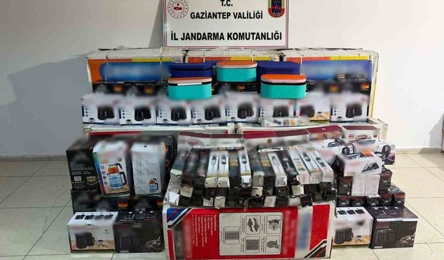 Gaziantep'te 1,3 milyon TL değerinde kaçak malzeme ele geçirildi