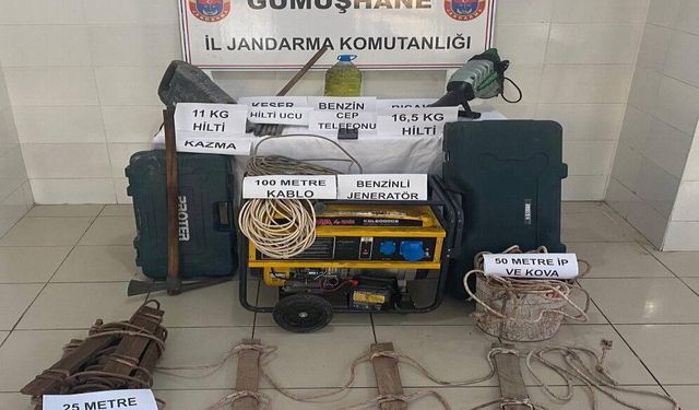 Gümüşhane'de izinsiz kazı yapan 3 kişi yakalandı