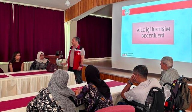 Kırklareli'nde ailelere yönelik Aile Yaşam Becerileri semineri düzenlendi