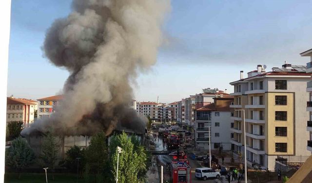 Malatya'da İşçilerin kaldığı yatakhanede korkutan yangın