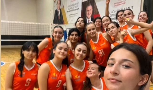 Malatya'nın Kadın Voleybol Takımı, ANALİG'de ilk 8'de
