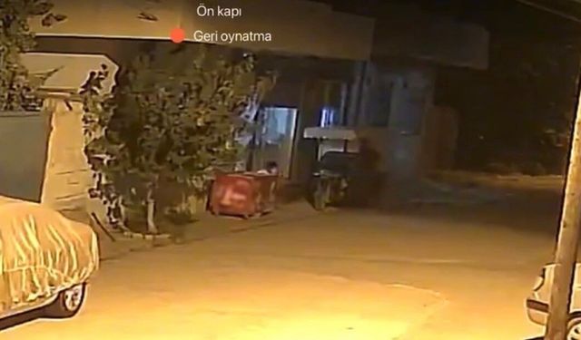 Mardin'de maskeli şahıs, gencin telefonunu kapıp kaçtı