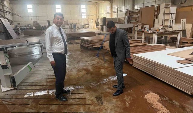 MTSO Başkan Adayı Boyraz'dan fırtınadan etkilenen OSB'ye ziyaret