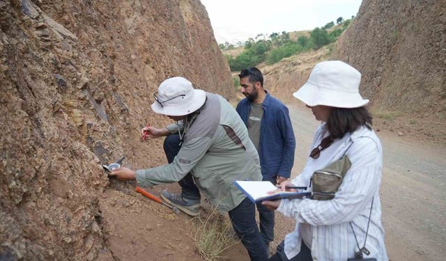 Muş'ta Kavakbaşı Fay Zonu mercek altında