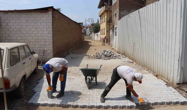 Nazilli Belediyesi yol çalışmalarını sürdürüyor