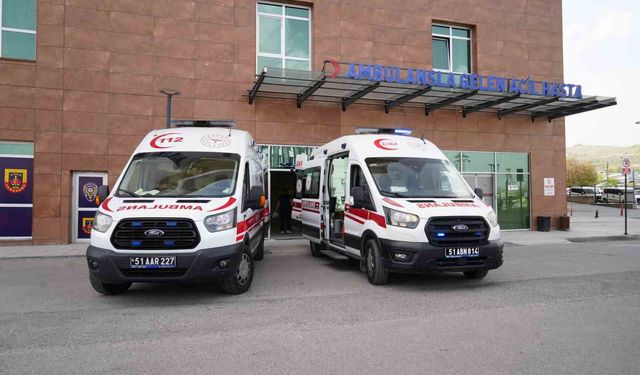 Niğde'de yedikleri yemekten rahatsızlanan 41 kişi hastaneye başvurdu