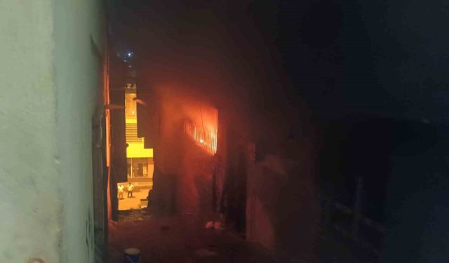 Şanlıurfa'da korkutan yangın yangın