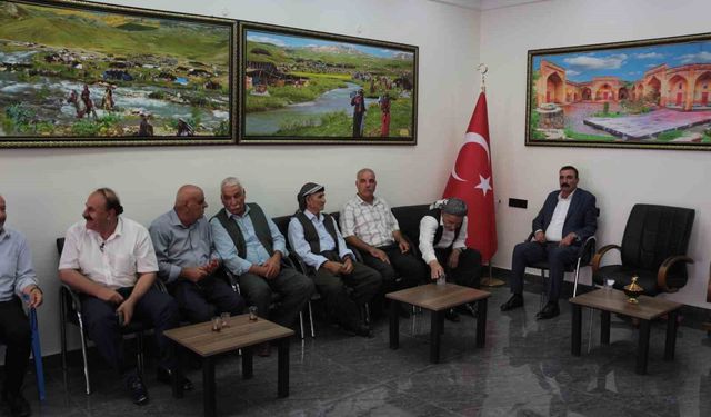 Şırnak'ta aşiret liderleri ve kanaat önderlerinden 'çerçeve yasa'ya tam destek