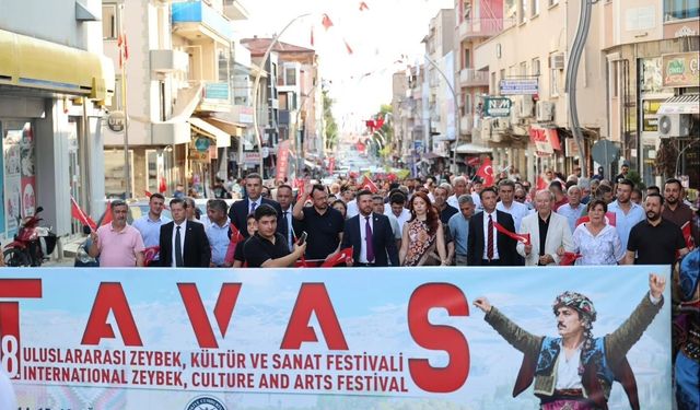 Tavas'da zeybekli festival