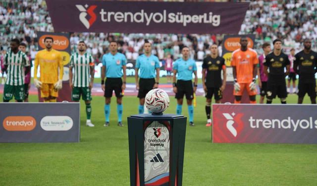 Trendyol Süper Lig: Konyaspor: 0 - Çaykur Rizespor: 0 (İlk yarı)