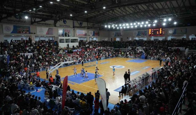 Turgutlu Belediyespor'da VIP koltuklar satışta