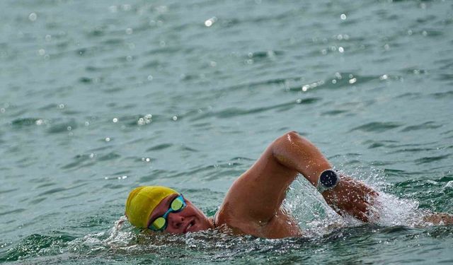 Türk ultramaraton yüzücüsü Melisa Uluarslan: