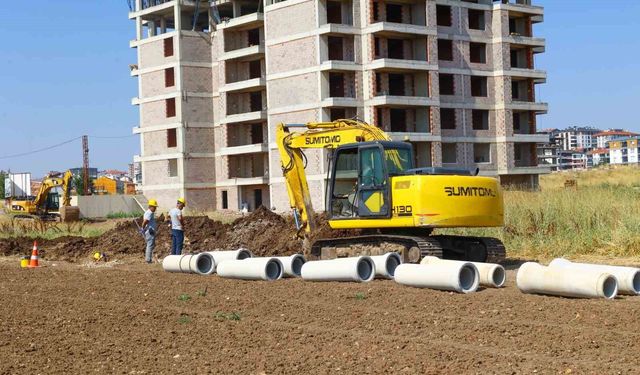 Uşak'ta alt ve üst yapı çalışmaları aralıksız sürüyor