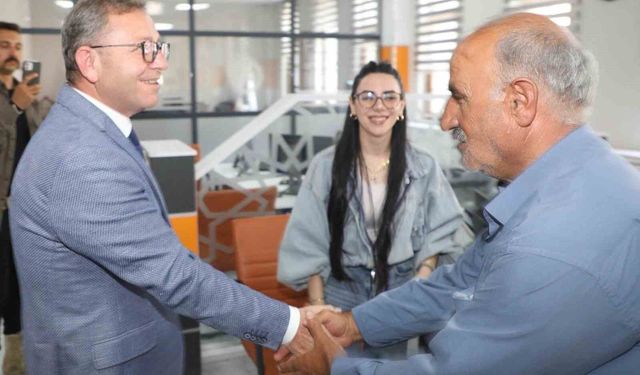 Vali Ziya Polat'tan Hükümet Konağı'nda kurum ziyareti: Vatandaş odaklı hizmet vurgusu
