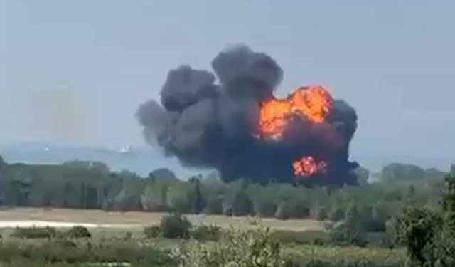 Yalova'da eğitim uçağı düştü... Pilot fırlatma koltuğu açtı