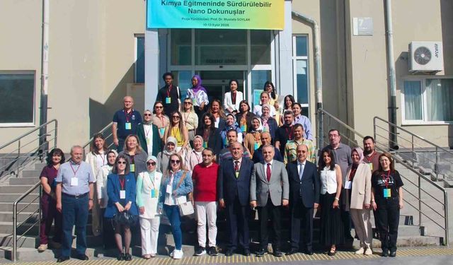 14 ilden kimya öğretmenleri ERÜ'de buluştu