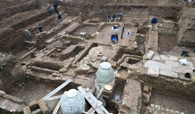 Adramytteion'da Roma villasının eşsiz mozaikleri gün yüzüne çıktı
