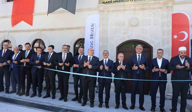 Bakan Ersoy: 'Müzelerimizi artık yalnızca eserlerin sergilendiği vitrinler değil, bilimin, eğitimin ve toplumsal buluşmanın merkezleri olarak ele alıyoruz'