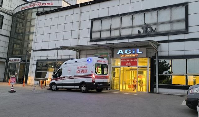 Batman'da manevra yapan aracın çarptığı işçi yaralandı