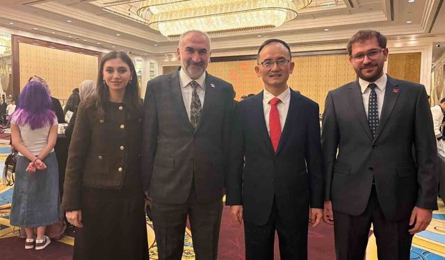 Beşer, Çin'in Ankara Büyükelçiliği resepsiyonuna katıldı