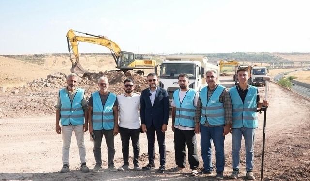 Eğil'de yol yapım çalışması
