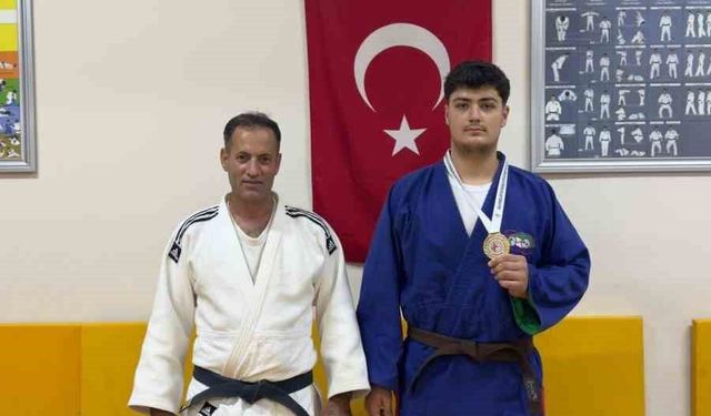 Elazığlı sporcu Ali Asaf Çiçek'e milli davet