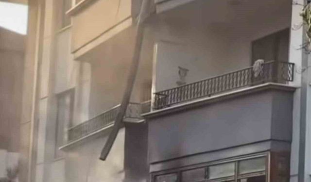 Elektrikli araç şarj istasyonunda çıkan yangın daireye sıçradı