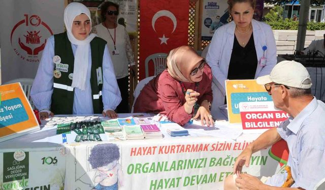 Erzurum'da Halk Sağlığı Şenliği'ne yoğun ilgi