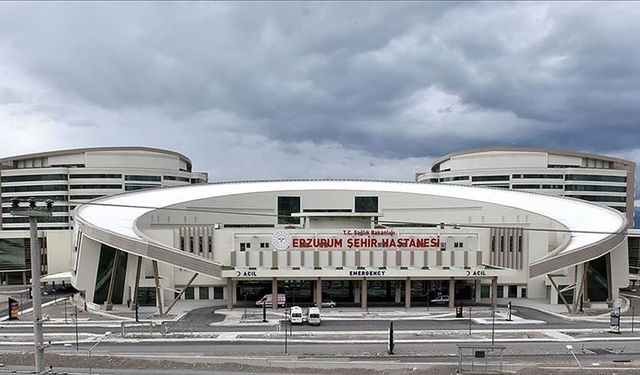 Erzurum'da mesai sonrası sağlık mesaisi