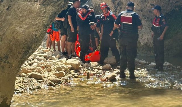 Kahramanmaraş'ta kanyonda yaralanan vatandaş kurtarıldı